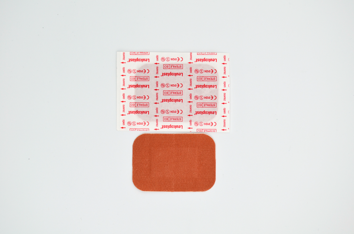 Pansement «Leukoplast» en tissu (rectangulaire) (paquet / 100)